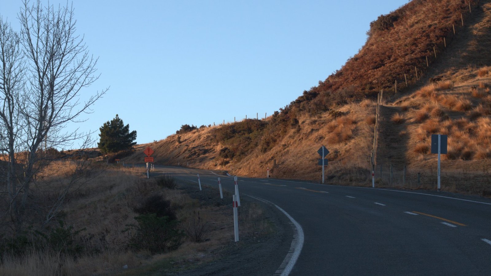 Gorge Hill road on SH94 between Te Anau and Mossburn