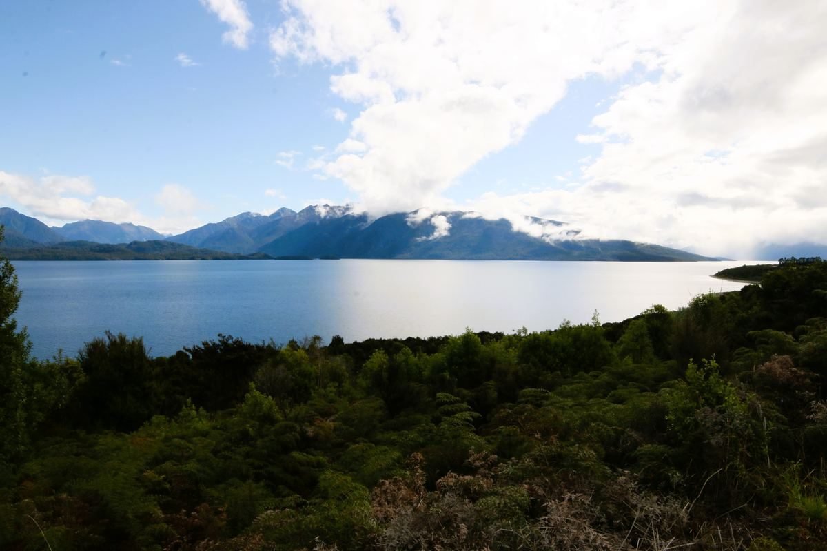 Lake Te Anau with Fiordland National Park mountains